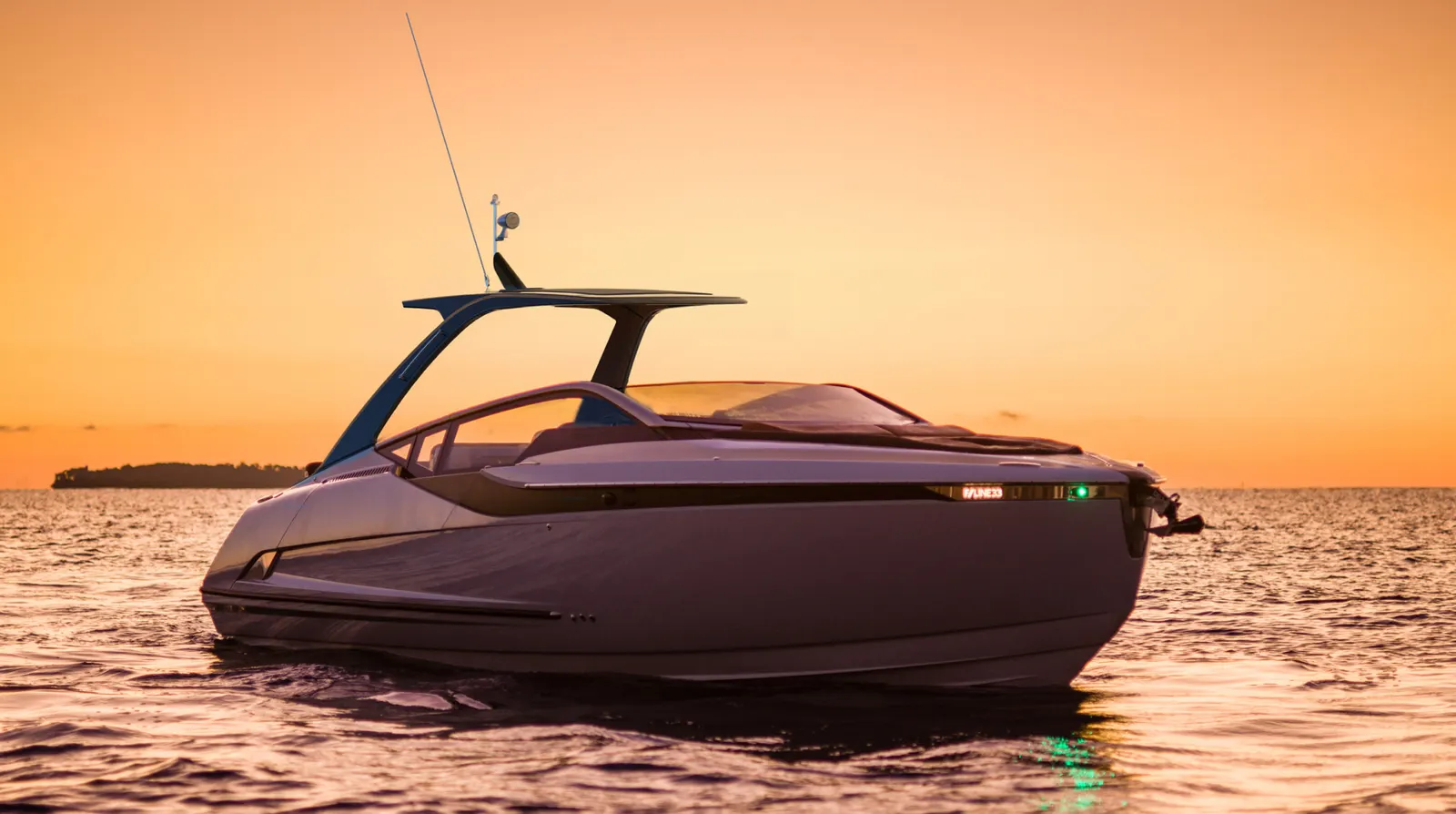 F//LINE 33 OUTBOARD