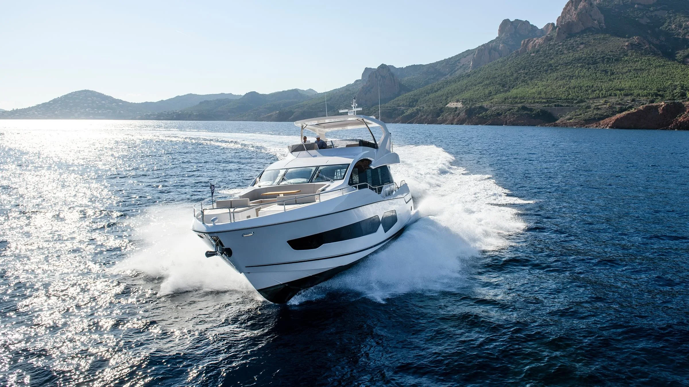 76 YACHT