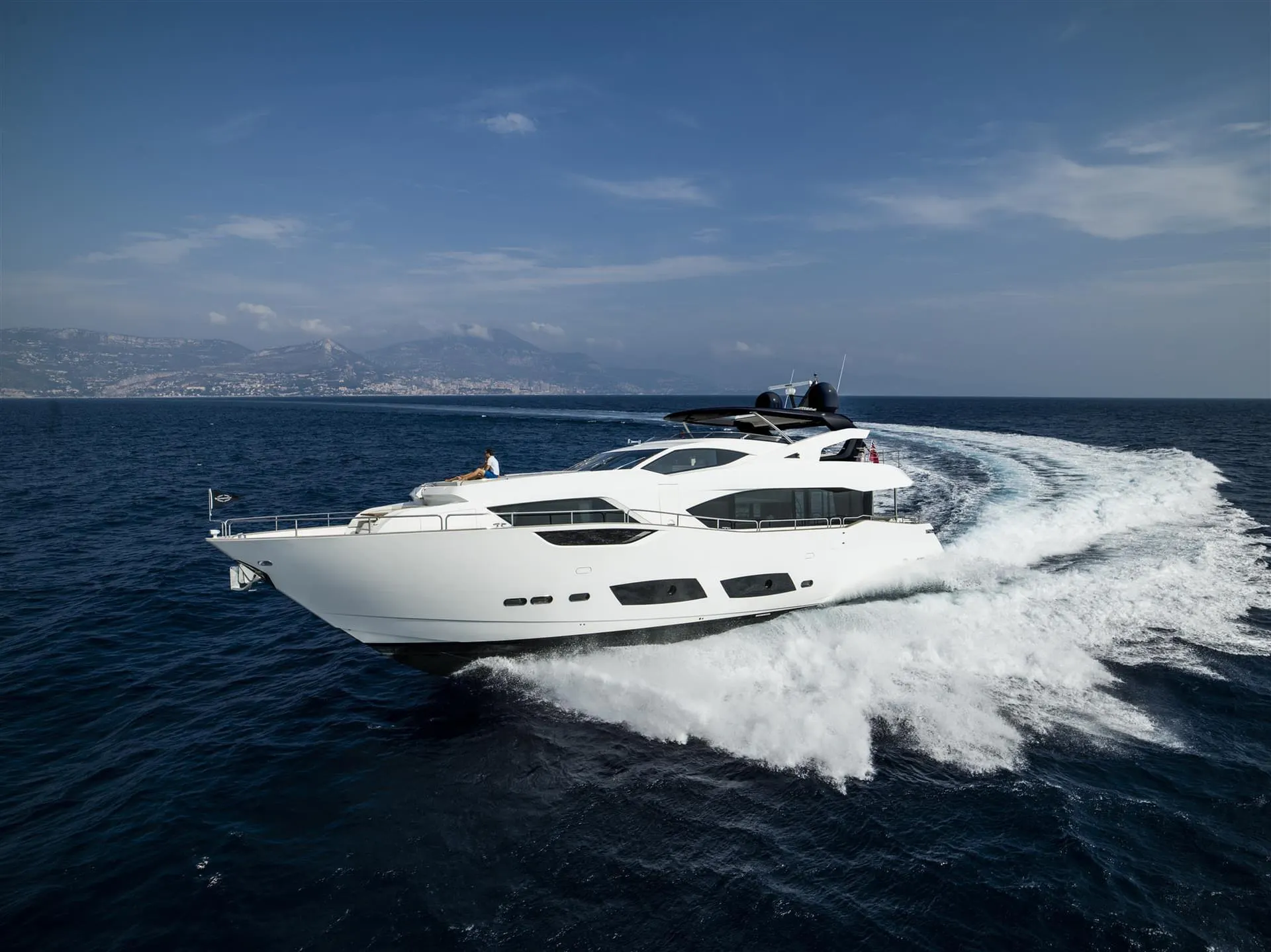 95 YACHT